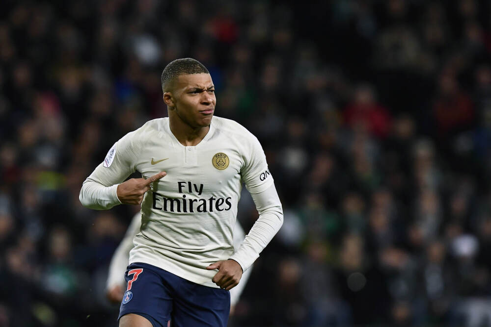 秋冬宝宝袜子挑选秘籍：避开误区，选对温暖与舒适